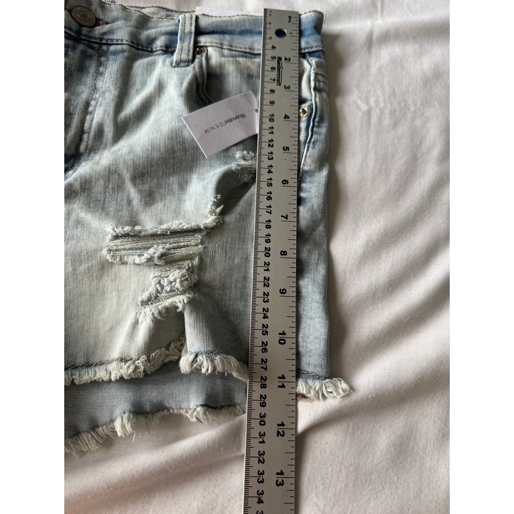 Bluenotes Womens Light Wash Distressed High Rise Shorty Shorts 6 Y2K Boho Summer - Picture 11 of 13